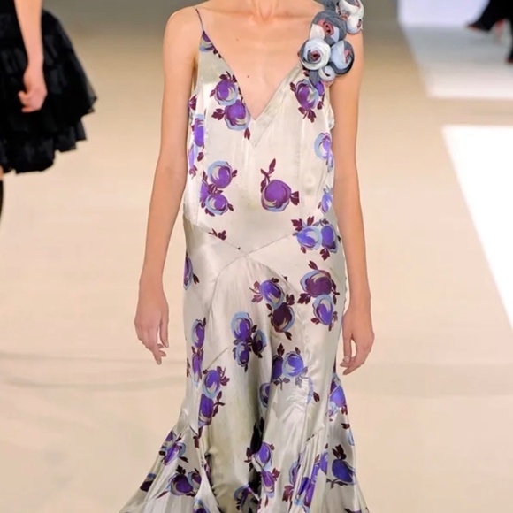 ROCHAS SPRING 2011 READY-TO-WEAR Dress - Picture 3 of 5